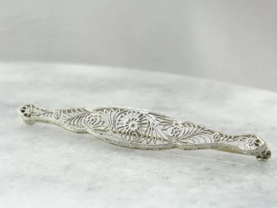 14 Karat Art Deco Filigree Bar Pin