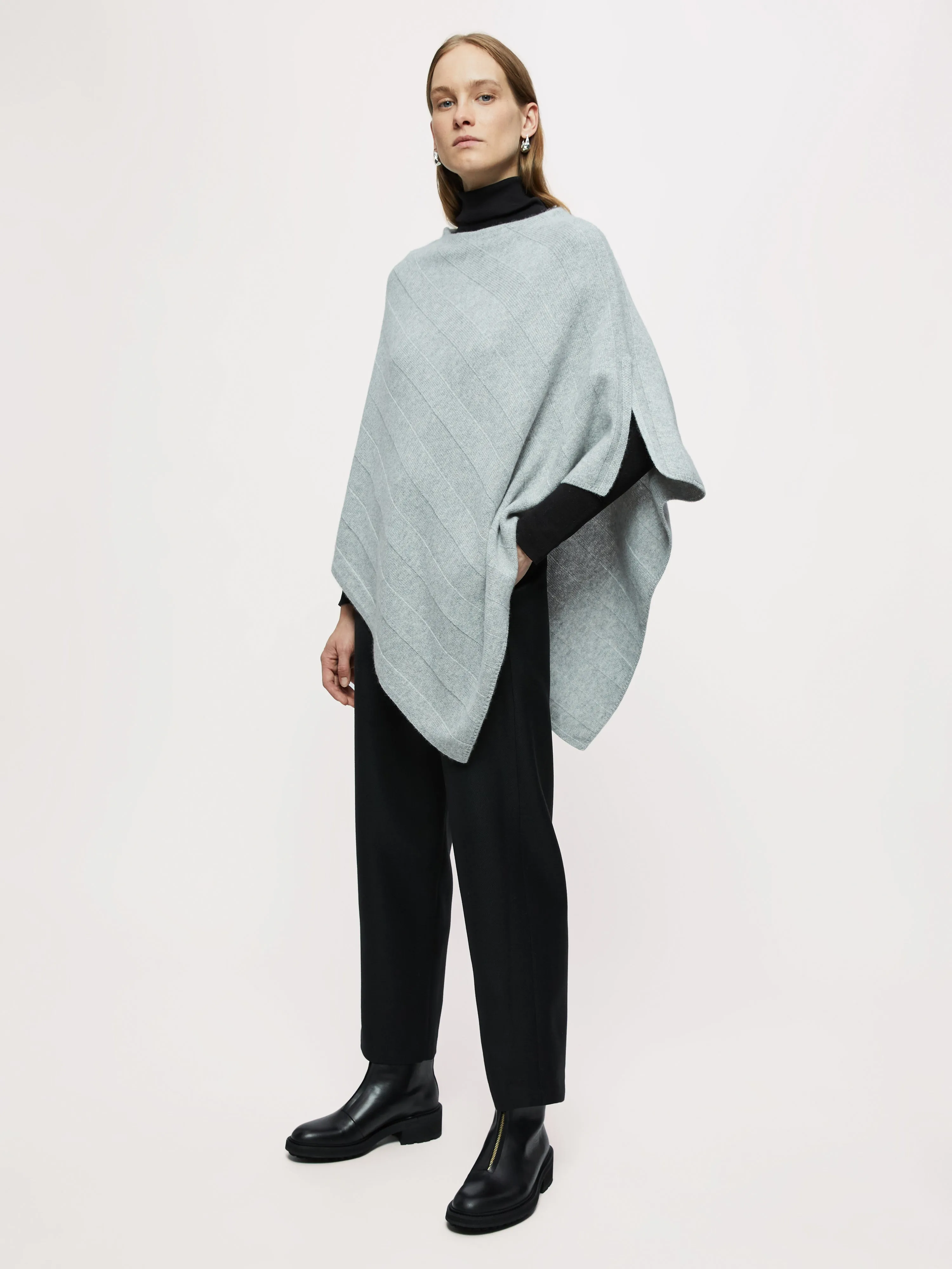 Cashmere Poncho | Mid Grey