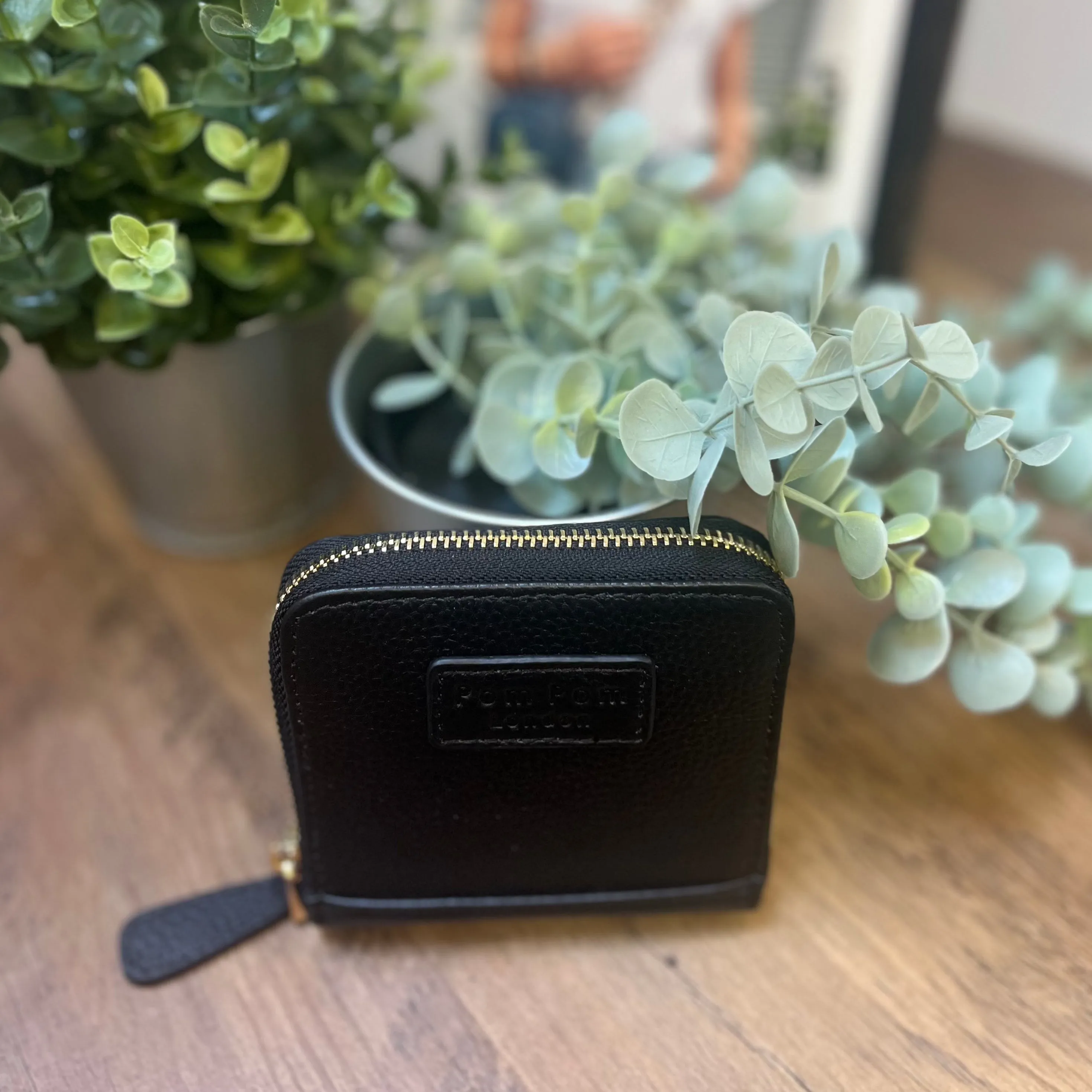 Mini Chelsea Wallet Purse Black