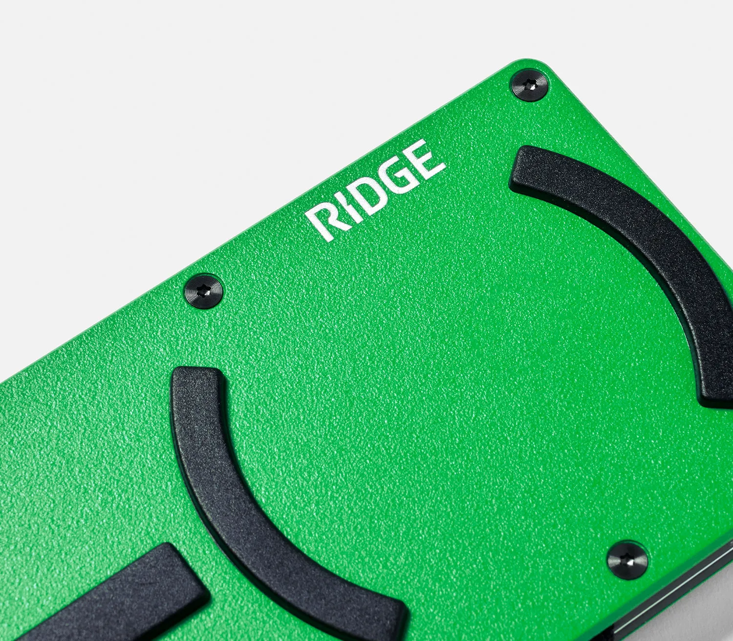 Voodoo Green Ridge Wallet with MagSafe Compatibility - Premium Quality