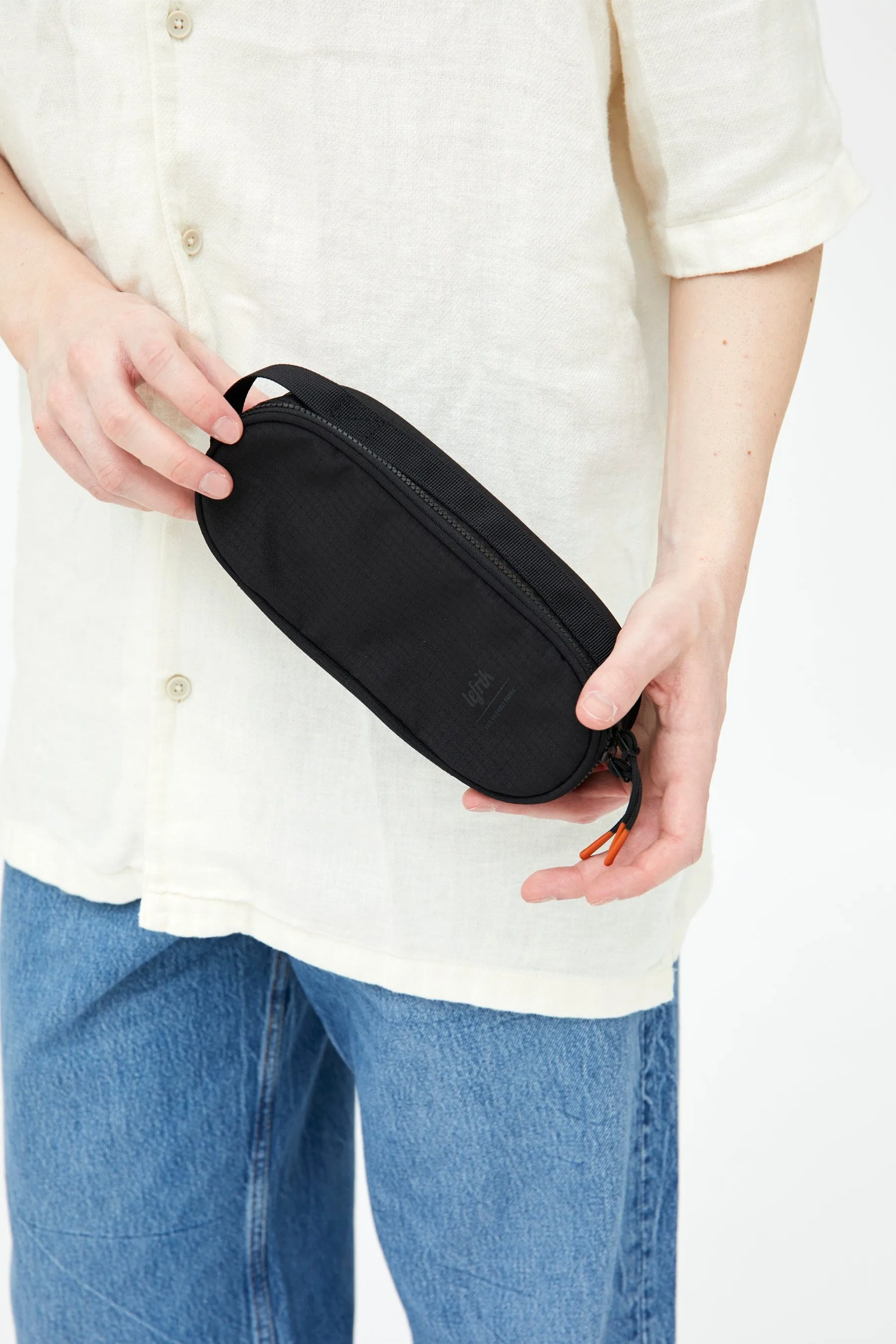 Row Pencil Case Black Vandra